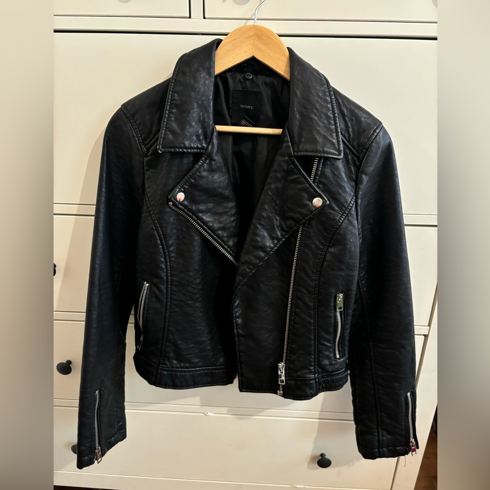 Women’s Leather Jacket